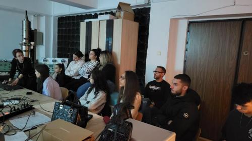 13 noiembrie 2024, Intalnire cu doamna dr. Iulia Robertina Tudorascu de la Universitatea de Medicina si Farmacie Craiova
